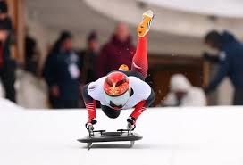 [图]上海海港4-3青岛海牛 豪取四连胜继续领跑中超